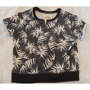 Hollister Women's Size Small Black White Palm Tree Design Shortsleeve Sweatshirt